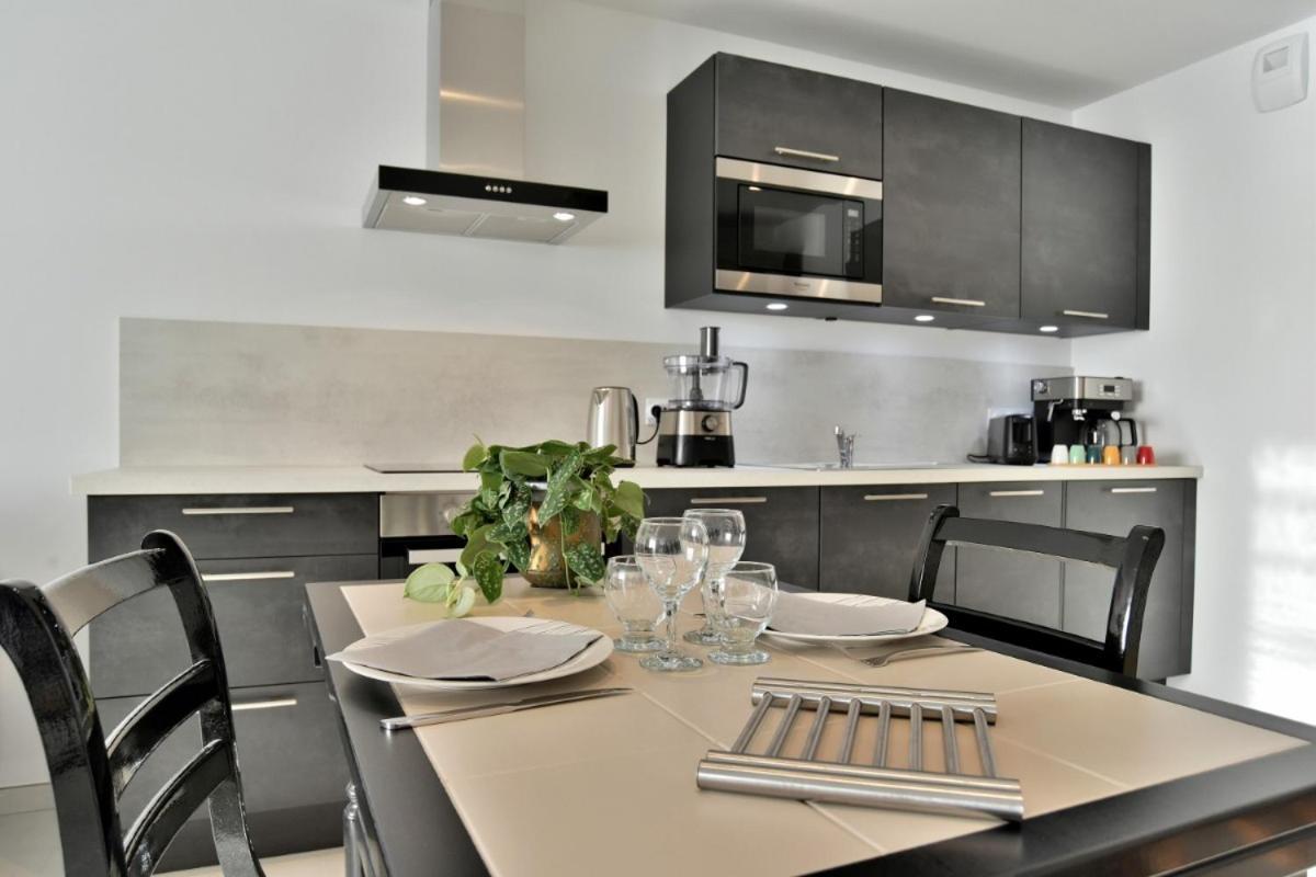 L'ostra 0, Standing Front De A Sur Le Port De La Houle Apartment Cancale